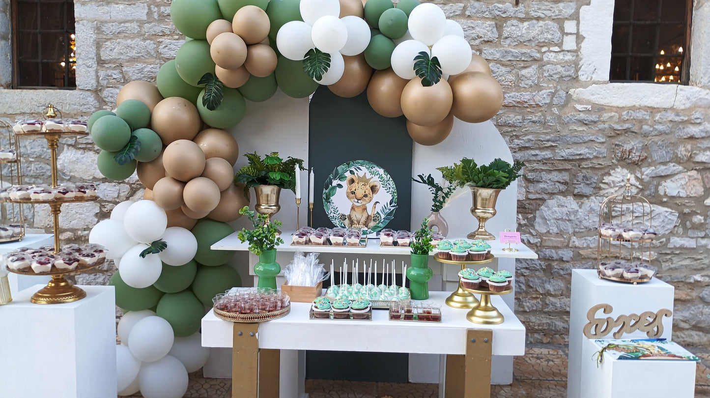 Βάπτιση με θέμα Λιονταράκι με στέμμα