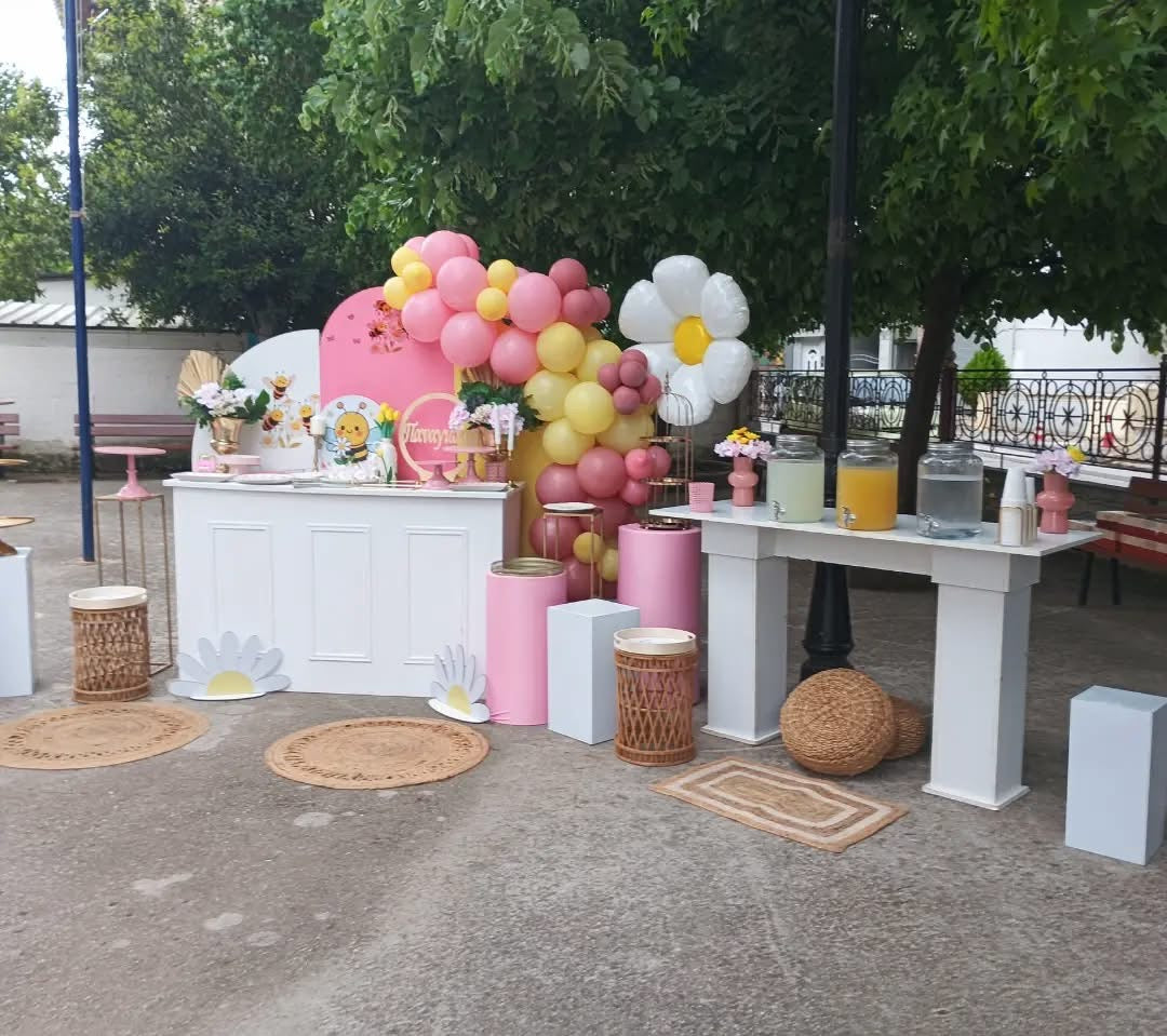 Βάπτιση με θέμα Μέλισσα